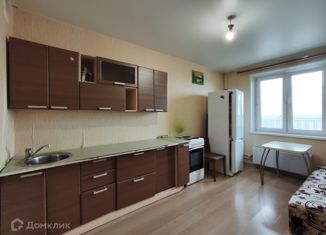 Продается однокомнатная квартира, 40.2 м2, Челябинск, Тракторозаводский район, 2-я Эльтонская улица, 69