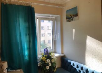 Продается трехкомнатная квартира, 48 м2, Санкт-Петербург, улица Решетникова, 19, метро Электросила