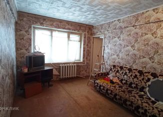 Продаю четырехкомнатную квартиру, 57.5 м2, Донской, Строительный переулок, 11