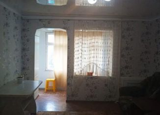 Трехкомнатная квартира в аренду, 62 м2, Георгиевск, улица Быкова, 14