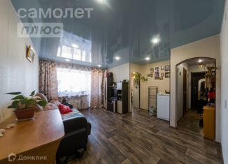 Трехкомнатная квартира на продажу, 55.2 м2, Свердловская область, улица Вали Котика, 9Б