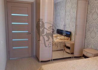 Сдается 2-ком. квартира, 53 м2, Липецк, улица И.В. Свиридова, 3