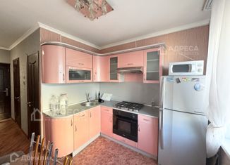 Продается двухкомнатная квартира, 54 м2, Азов, переулок Степана Разина, 11