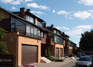 Продам таунхаус, 390 м2, деревня Рождественно