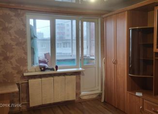 Продам 1-комнатную квартиру, 27 м2, Екатеринбург, Парниковая улица, 7к1, метро Проспект Космонавтов