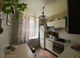 Продам 2-ком. квартиру, 49 м2, Волгоград, Кузнецкая улица, 87/5, район Дар-Гора