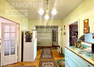 Продается 4-комнатная квартира, 81.3 м2, Приморско-Ахтарск, улица 50 лет Октября, 66