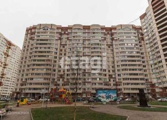 Продаю трехкомнатную квартиру, 93.2 м2, Санкт-Петербург, улица Латышских Стрелков, 15к3, улица Латышских Стрелков