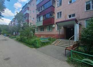 1-комнатная квартира на продажу, 30 м2, Курск, улица Комарова, 15