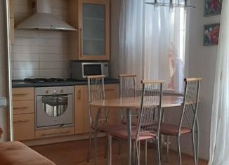 Продаю 3-ком. квартиру, 59 м2, Мамоново, Калининградское шоссе, 15