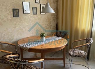 Сдача в аренду 4-ком. квартиры, 130 м2, Новосибирск, улица Зелёная Горка, 7, Советский район