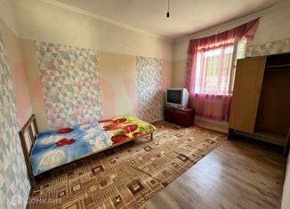 2-комнатная квартира в аренду, 50 м2, Краснодар, Яхонтовая улица, 23