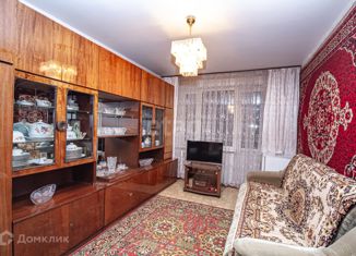 Продаю 2-комнатную квартиру, 42.1 м2, Новосибирск, улица Толбухина, 25, Дзержинский район