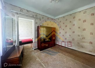 Продается трехкомнатная квартира, 36 м2, Темрюк, улица Терлецкого