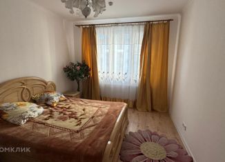 Аренда двухкомнатной квартиры, 60 м2, Москва, улица Константина Федина, 3