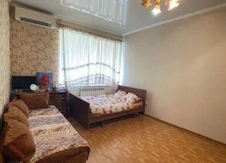 Продается 1-комнатная квартира, 38 м2, село Крым, улица 8-я Линия, 12