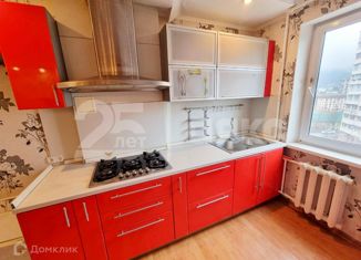 Продаю 3-ком. квартиру, 68.6 м2, Сочи, Вишнёвая улица, 32, микрорайон Макаренко