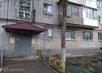 Продается 2-ком. квартира, 44.2 м2, Нижний Новгород, проспект Ленина, 3к2, метро Заречная