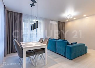 Продам 4-ком. квартиру, 91 м2, Санкт-Петербург, проспект Героев, 33