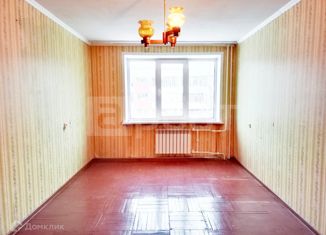 Продается двухкомнатная квартира, 58 м2, Тутаев, улица Моторостроителей, 57