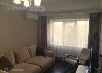 Продается 2-комнатная квартира, 40 м2, Крымск, Адагумская улица, 151