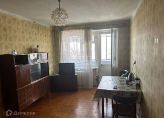 Продаю двухкомнатную квартиру, 44 м2, Челябинск, улица Дзержинского, 23