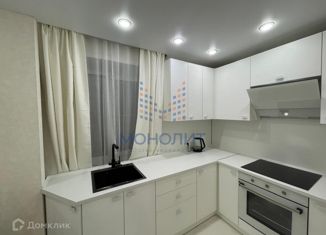 4-ком. квартира на продажу, 80.8 м2, Чебоксары, улица Юрия Гагарина, 45, Калининский район