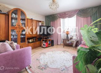 Продам 2-ком. квартиру, 54 м2, Новосибирск, Депутатская улица, 58, Депутатская улица