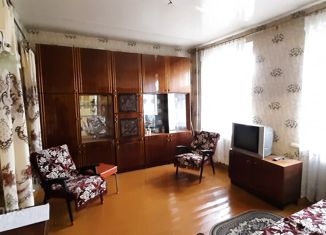 Продаю 1-ком. квартиру, 30.8 м2, Кстово, Гражданская улица, 2