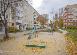 Продаю 3-комнатную квартиру, 62 м2, Екатеринбург, Кунарская улица, 16