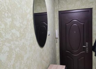 Продаю 3-комнатную квартиру, 46 м2, поселок Рассвет, Институтская улица, 11