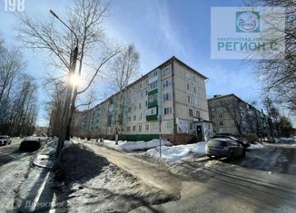 Продается четырехкомнатная квартира, 61.1 м2, Архангельская область, проспект Обводный канал, 14