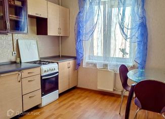Продается трехкомнатная квартира, 65 м2, Калининградская область, улица Летний проезд, 27