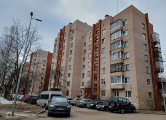 Продается двухкомнатная квартира, 50.4 м2, Петергоф, Чебышёвская улица, 4к3