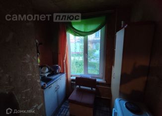 Продам 2-комнатную квартиру, 52.2 м2, Свердловская область, Комсомольская улица, 5