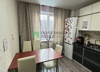 Продам пятикомнатную квартиру, 111.4 м2, Набережные Челны, проспект Сююмбике, 53