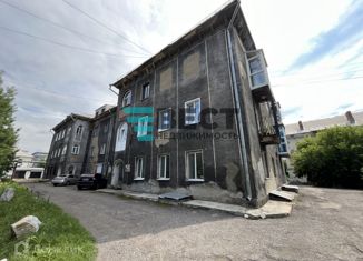 Продам 4-ком. квартиру, 157.8 м2, Ленинск-Кузнецкий, проспект Кирова, 51А