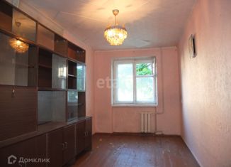 Продается 2-ком. квартира, 48 м2, Смоленск, Промышленный район, улица Шевченко, 67А