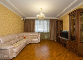 Продается трехкомнатная квартира, 130 м2, Ростовская область, Донская улица, 8