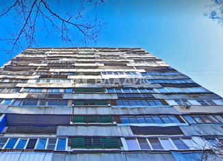 Трехкомнатная квартира на продажу, 70 м2, Москва, Беломорская улица, 3к1, метро Беломорская