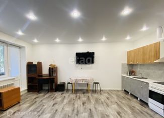 Сдам двухкомнатную квартиру, 40 м2, Ноябрьск, улица 60 лет СССР, 70А