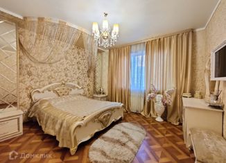 Продам 4-комнатную квартиру, 118.5 м2, Щербинка, квартал Южный, 6