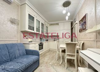 Продам 3-ком. квартиру, 58 м2, Москва, Береговой проезд, 5Ак4, ЖК Фили Град