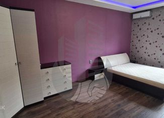 Продам трехкомнатную квартиру, 82 м2, Краснодар, Заводская улица, 19, Заводская улица