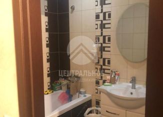 Продаю 1-комнатную квартиру, 40 м2, посёлок Октябрьский, улица Согласия, 5