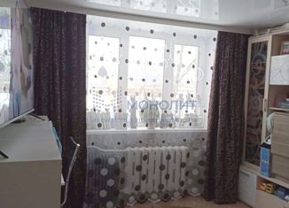 Продам 2-комнатную квартиру, 37 м2, Нижний Новгород, улица Спутника, 22, улица Спутника