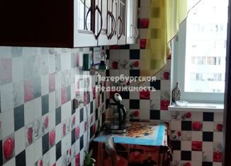 Продаю комнату, 70.7 м2, Колпино, улица Ижорского Батальона, 14