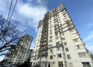 Продаю 1-комнатную квартиру, 52 м2, Волгоград, Новоузенская улица, 2А, район Дар-Гора