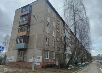 Четырехкомнатная квартира на продажу, 60 м2, Пермский край, улица Мира, 45
