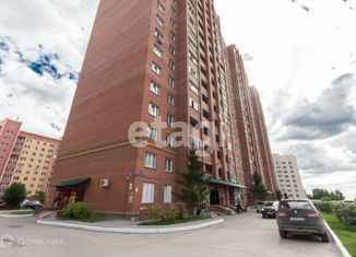 Сдается в аренду 1-комнатная квартира, 32 м2, Новосибирск, улица Ключ-Камышенское Плато, 14к1